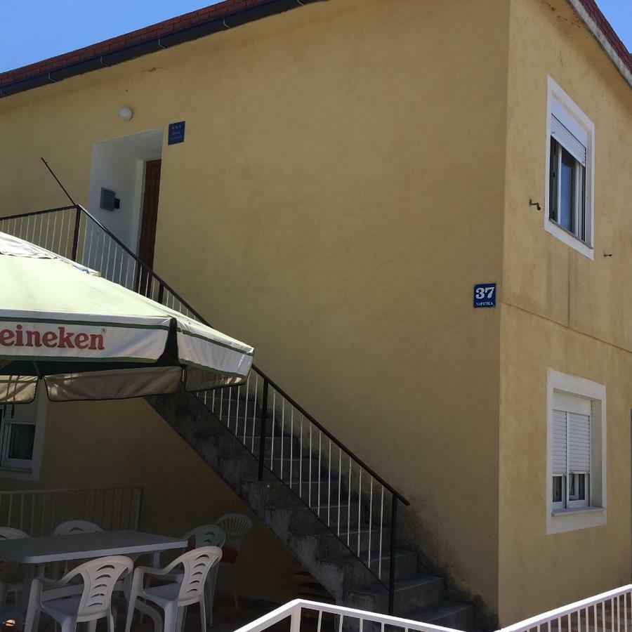 Markota Apartment Baška Voda Esterno foto