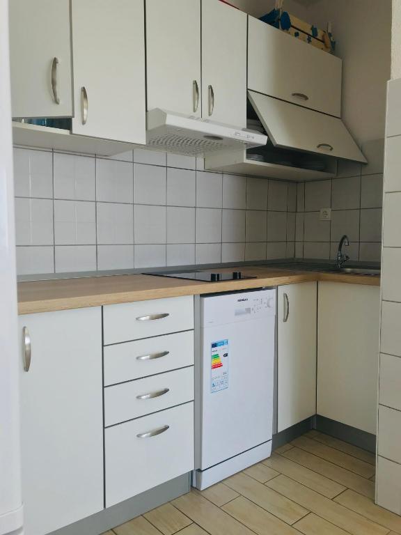 Markota Apartment Baška Voda Esterno foto